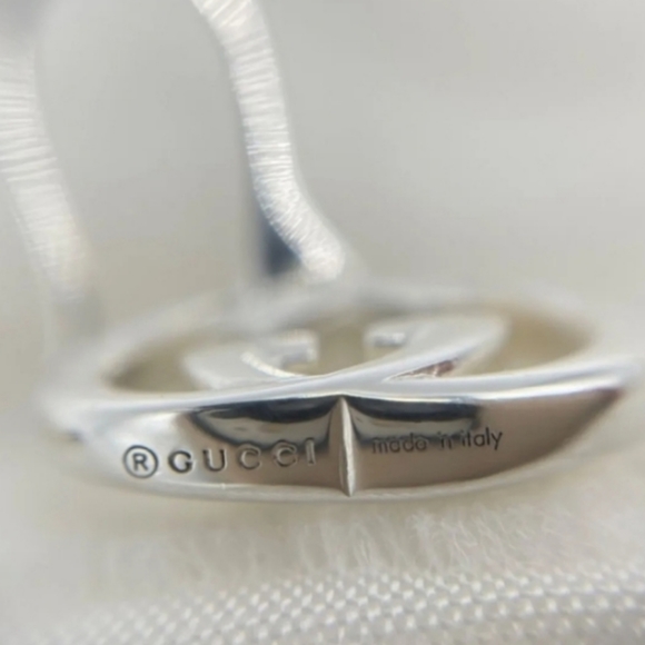 STUNNING Gucci ❤️ Luxury Earrings ✨️ A must have! - Picture 7 of 10